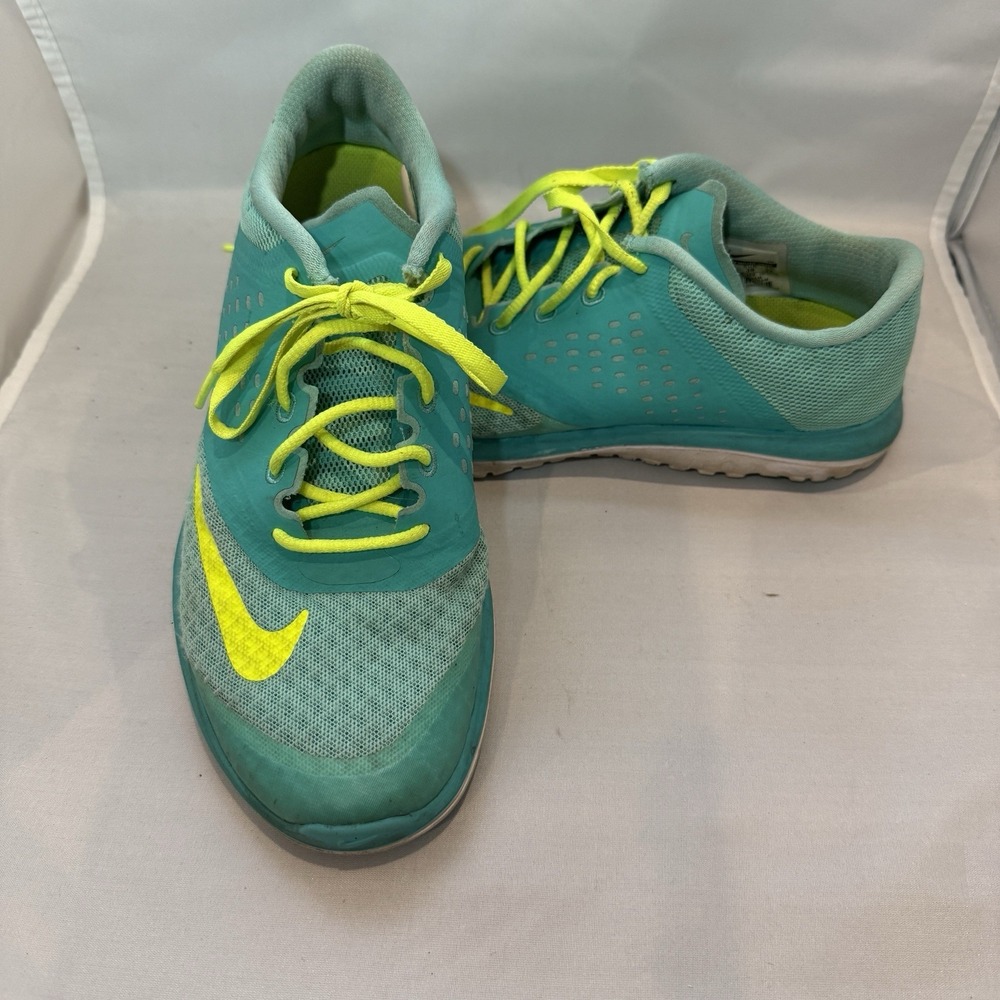 Nike Women's FS Lite Run 2 Running Shoes Turquoise and Volt  US Size‎ 7